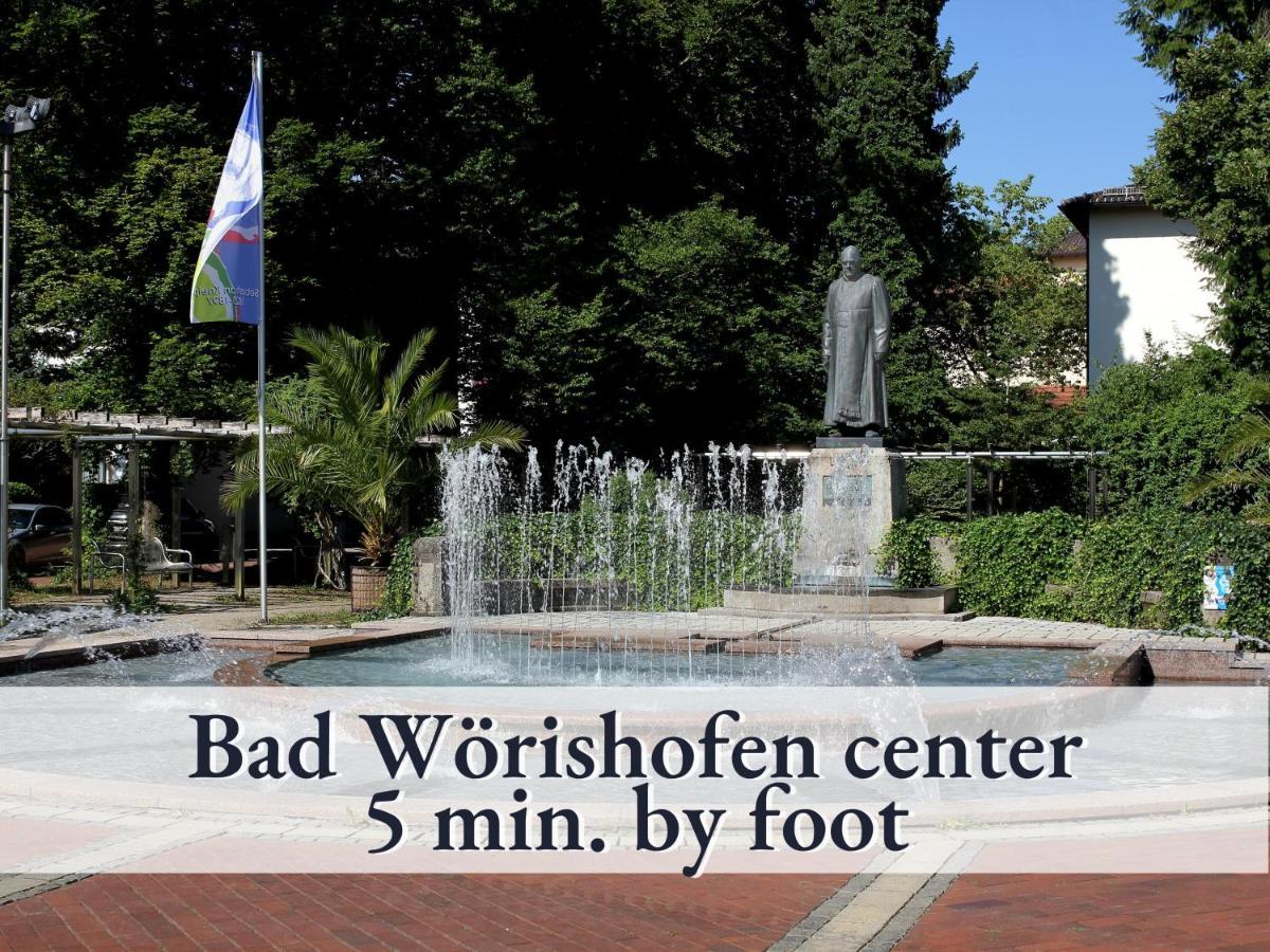 Sehr Grosse Ferienwohnung In Bester Lage Mit Grosser Sonnenterrasse L Innenstadtnaehe L 1 Minute Zum Bahnhof L Grosse Kueche L Tv L Extra-Wc L Free-Wlan L Willkommen Im Hallo!-Apartment 5 Бад-Верисхофен Экстерьер фото
